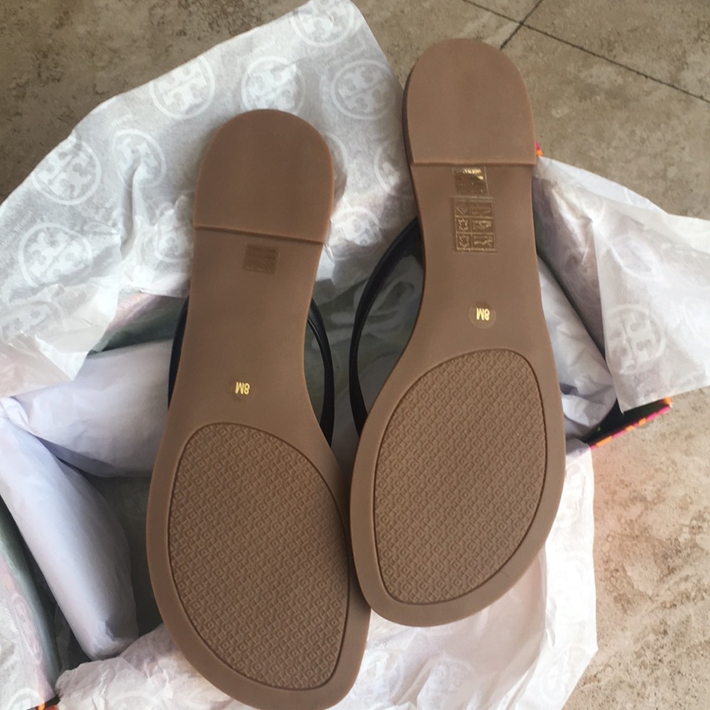 NEW Tory Burch Terra Flip Flops black - Picture 6 of 8